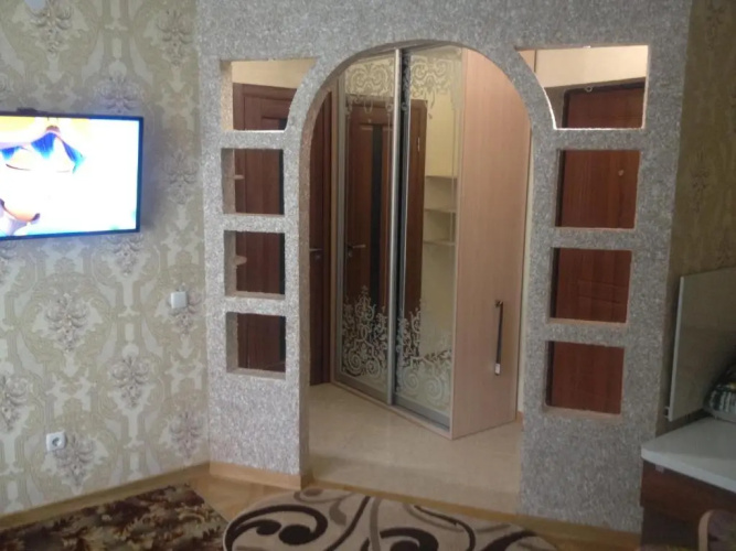 Apartment on Ivasyuka 11