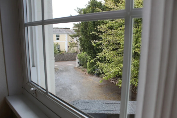 Rose Court Holiday Apartments