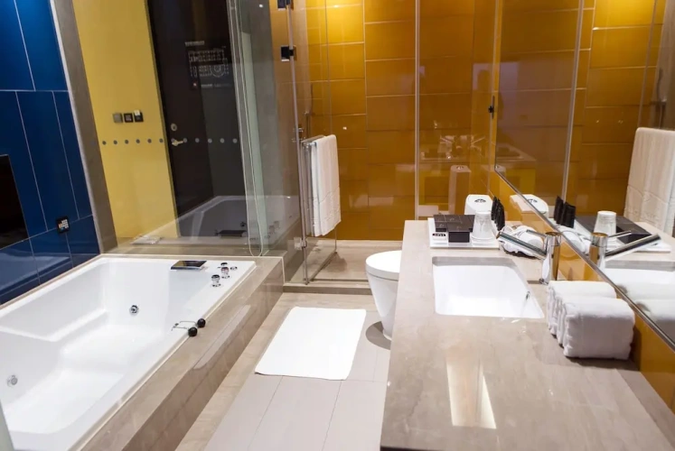 Standard Suite