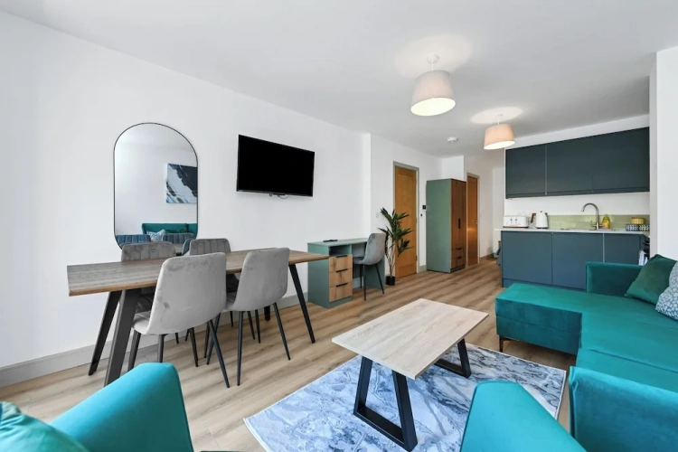 1 Bedroom Apartment
