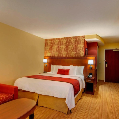 Courtyard by Marriott Madison East