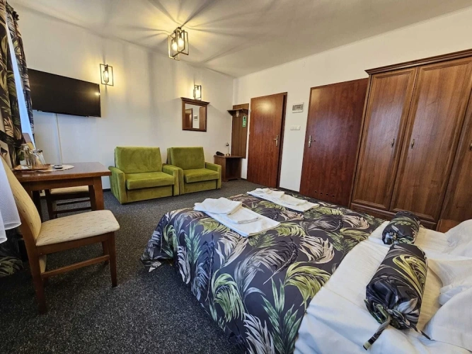 Economy Twin room