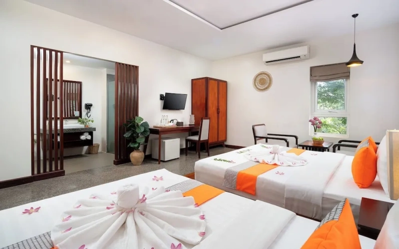 Deluxe Family room