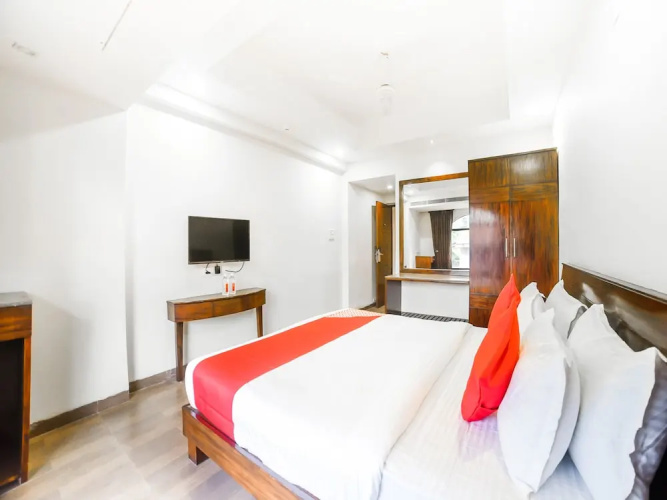 OYO 16096 Flagship Purushottam Hotel Mapusa