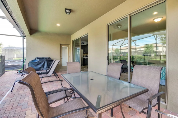 5 Bed 5 Ba Villa with Game Room, Pool & Spa