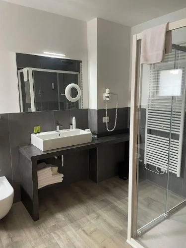 Deluxe Double room with balcony and with lake view