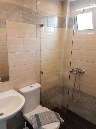 Standard Triple room with view