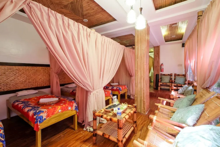 ZEN Rooms Bamboo Beach Station 3