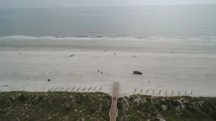 Windjammer Oceanfront Condominiums
