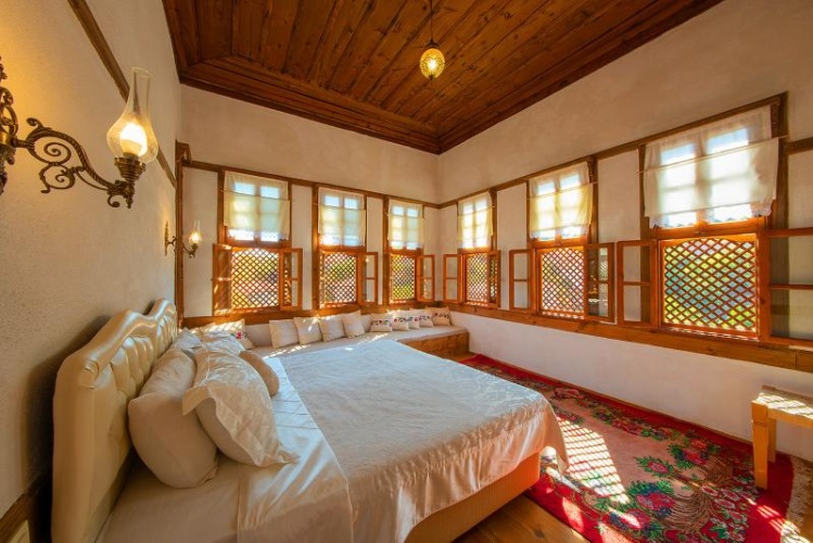 Standard room with river view