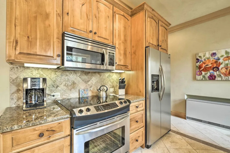 Riverfront South Fork Abode w/ Views: Fish & Hike