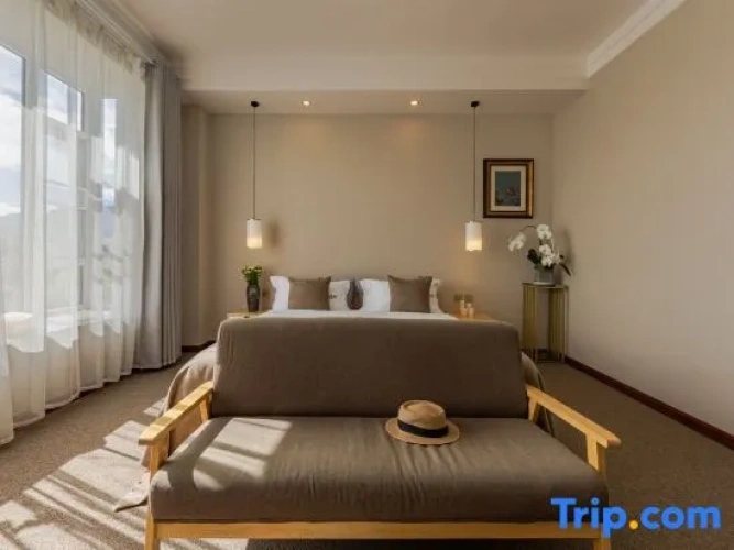 2 Bedrooms Executive Suite