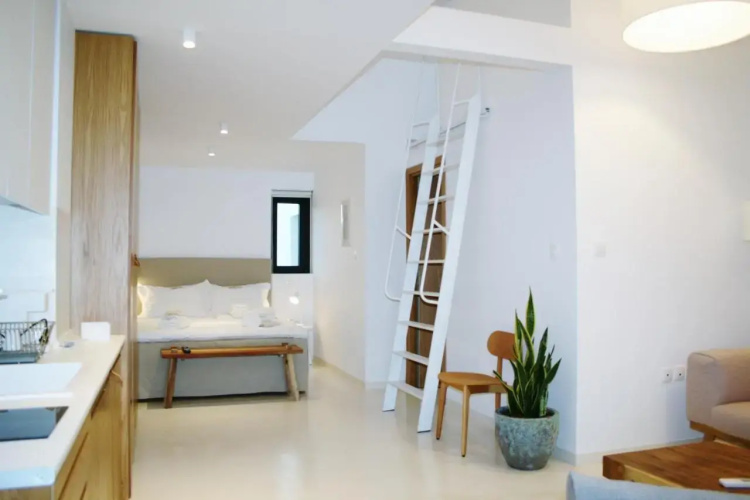 Thea Suites