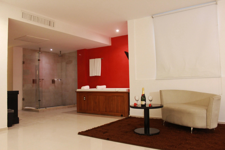 In Fashion Hotel & Spa