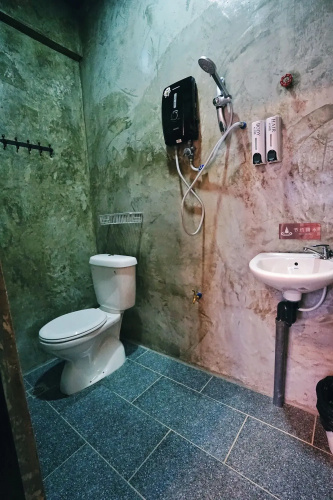 Cube Bed Station - Hostel