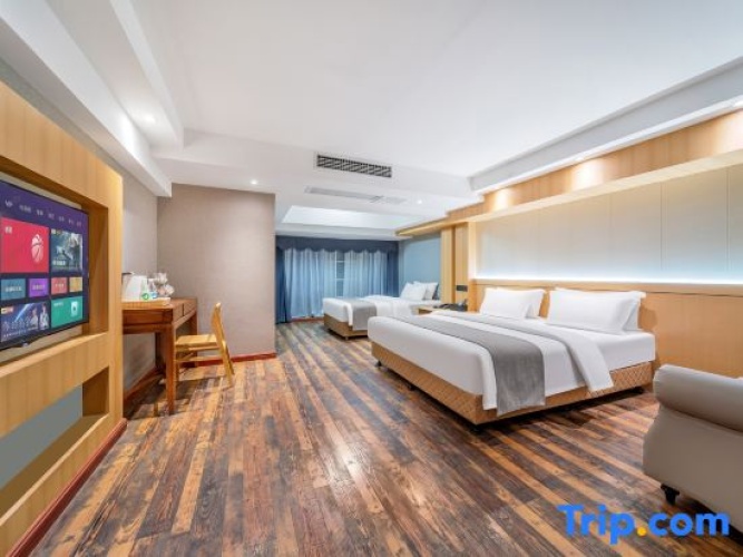 Standard Twin Family room