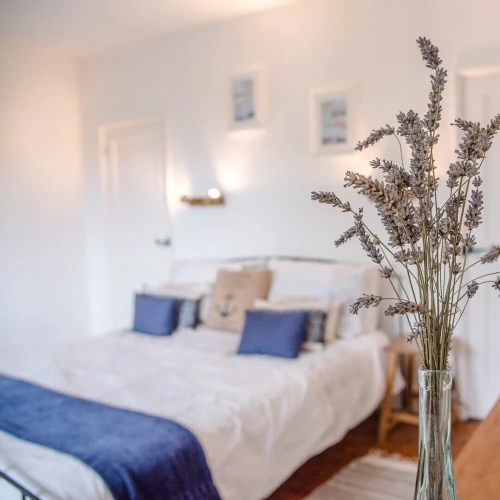 3 Bedrooms Cottage