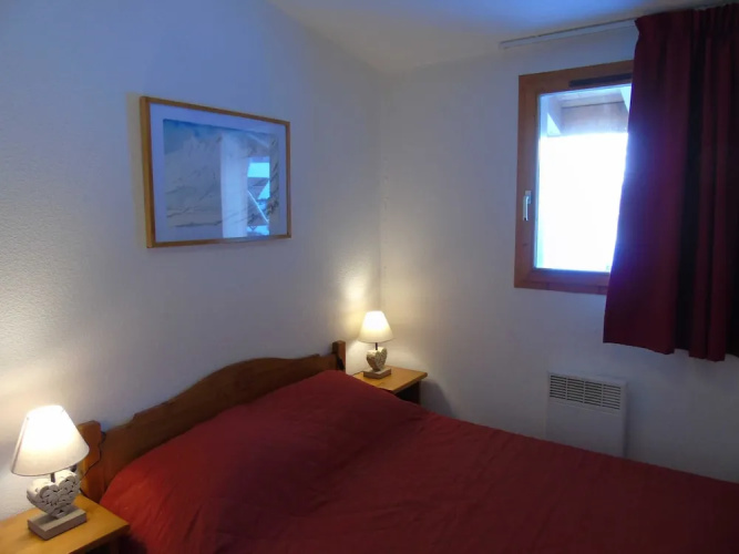 Lou Services Apartment CB25 LSI 001