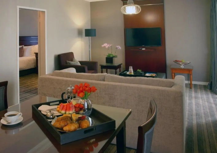 1 Bedroom Suite