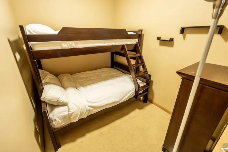 Easy Access Ground Floor Apartment #114
