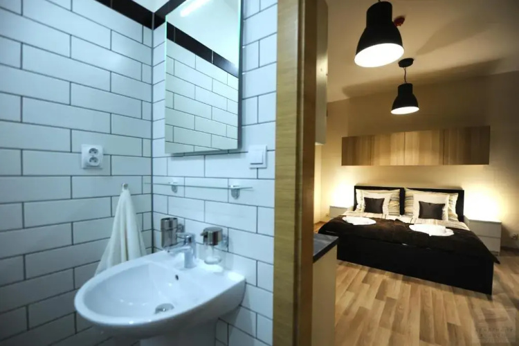 Lucky 8 Guesthouse