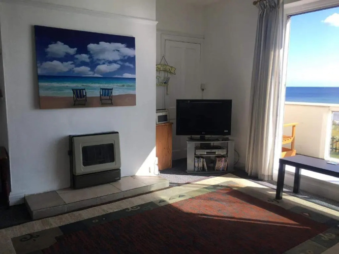 Clifftop Apartment