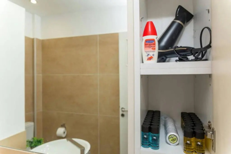 83m² homm Newly Renovated Flat in Koukaki