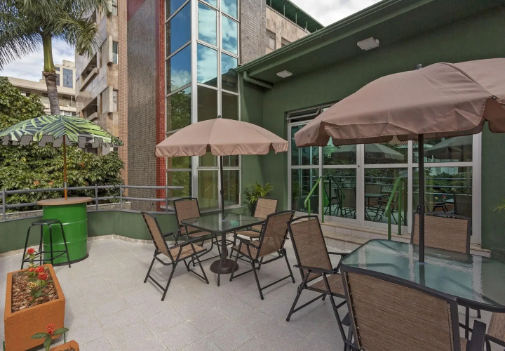 Br Hostel