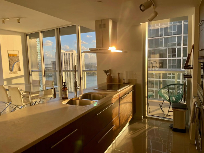 Icon Brickell