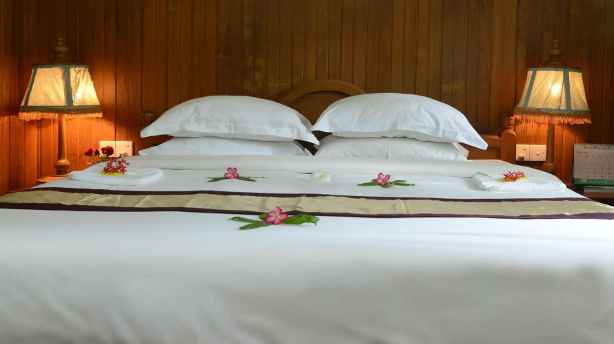 Kyaw Hotel