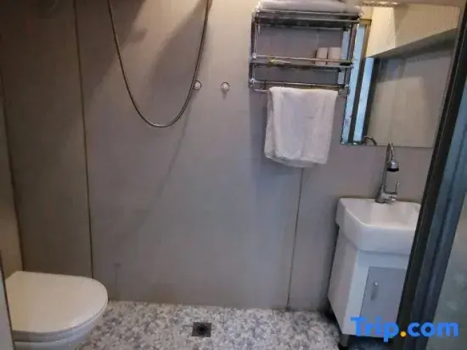 Wenxin Hotel, Luohe