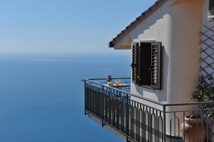 Standard Double room with balcony and with sea view