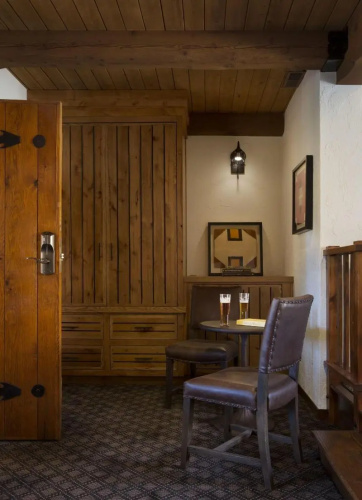 Rancho Caymus Inn