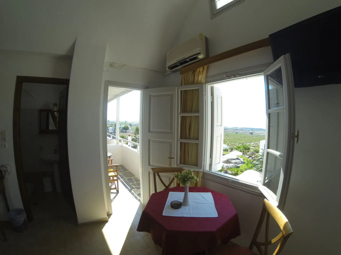 Rodakas Hotel