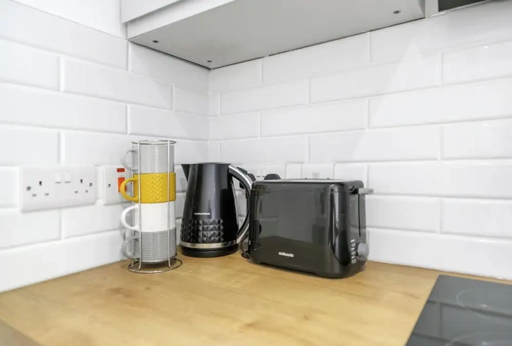 1 Bedroom Apartment