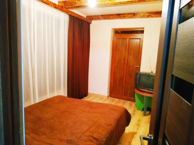 2 Bedrooms Cottage