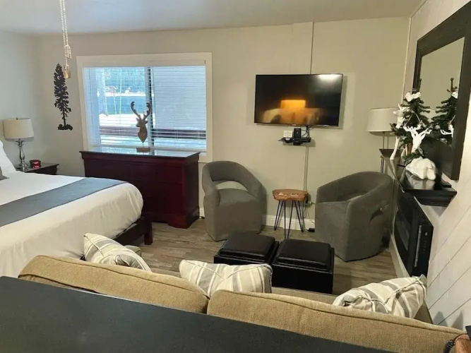 125 Bldg B Condo