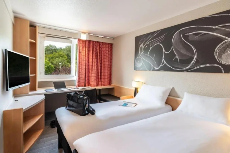 Twin room