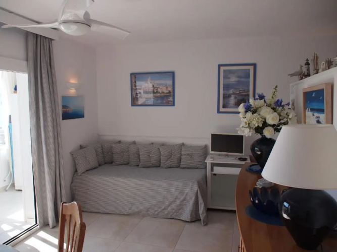 Miramar 28A