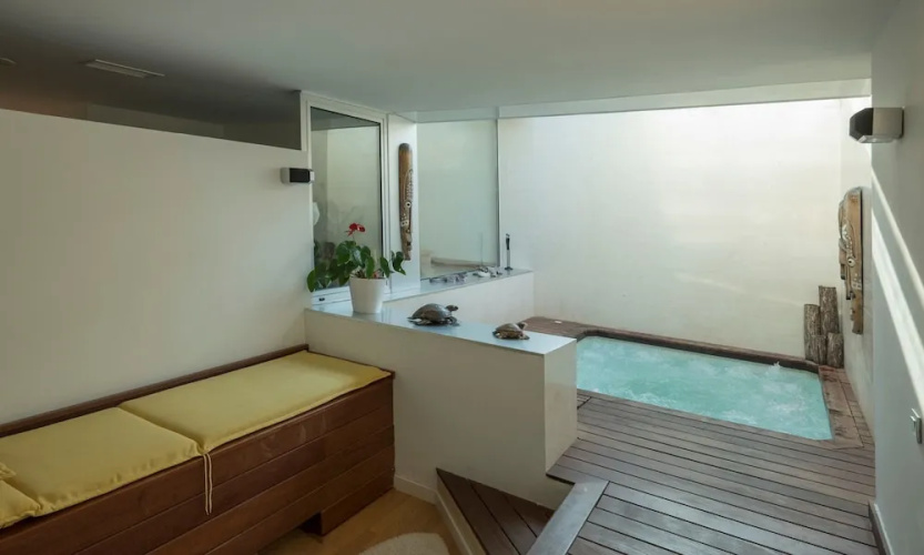 104647 - Villa in Lloret de Mar