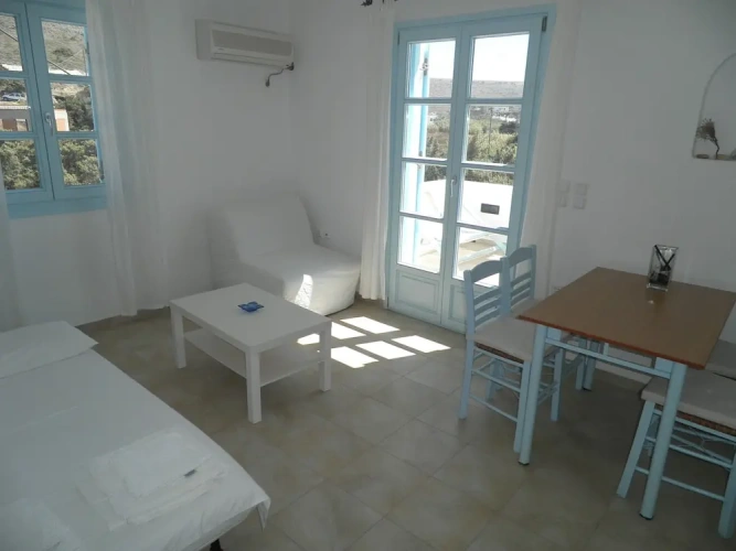 1 Bedroom Apartment with sea view