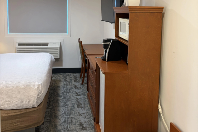 Travelodge By Wyndham Langley photo 7
