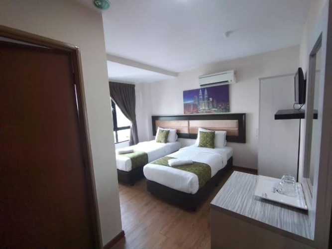 Standard Twin room