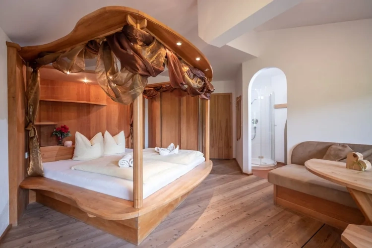 Standard room with balcony
