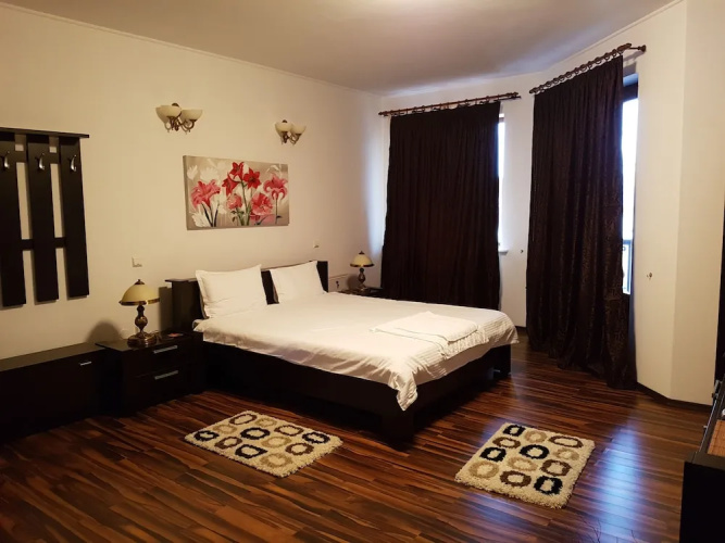 Liz Residence