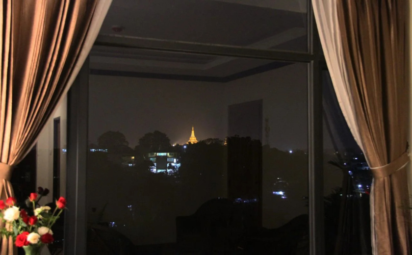 Virati Hotel