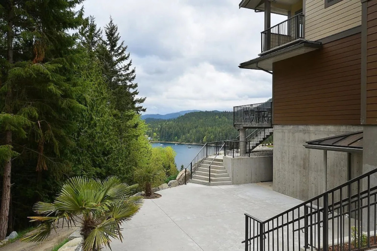 Pender Harbour Hotel