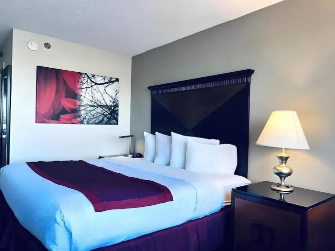 Indy Hotel
