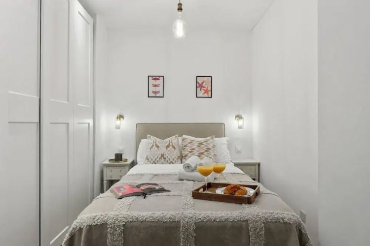 Classy 1BR - Elysee & Madeleine Area