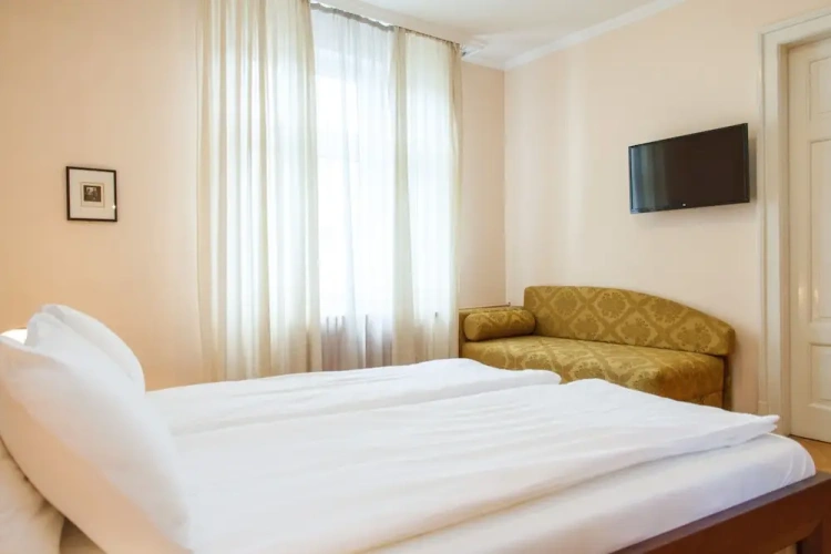 2 Bedrooms Luxury Apartment with city view